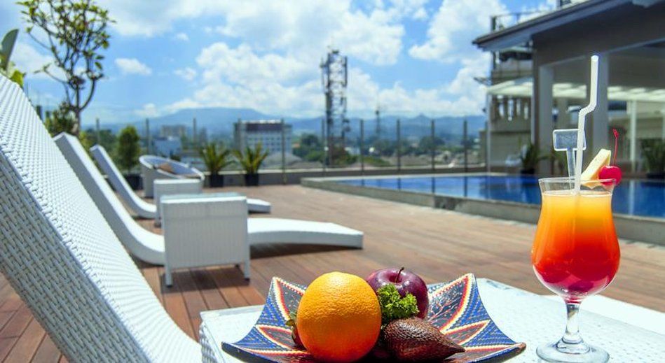 โรงแรมเดอ ชวา บันดุง ภายนอก รูปภาพ